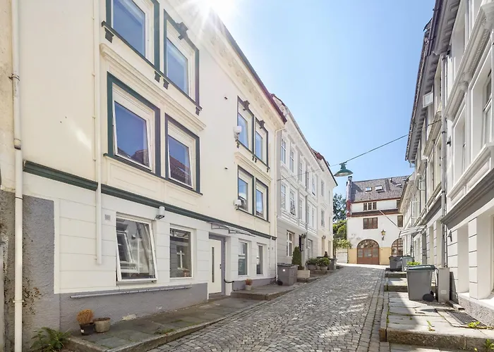 King Bed - Renovated 2024 - 2br Behind Bryggen Appartamento *